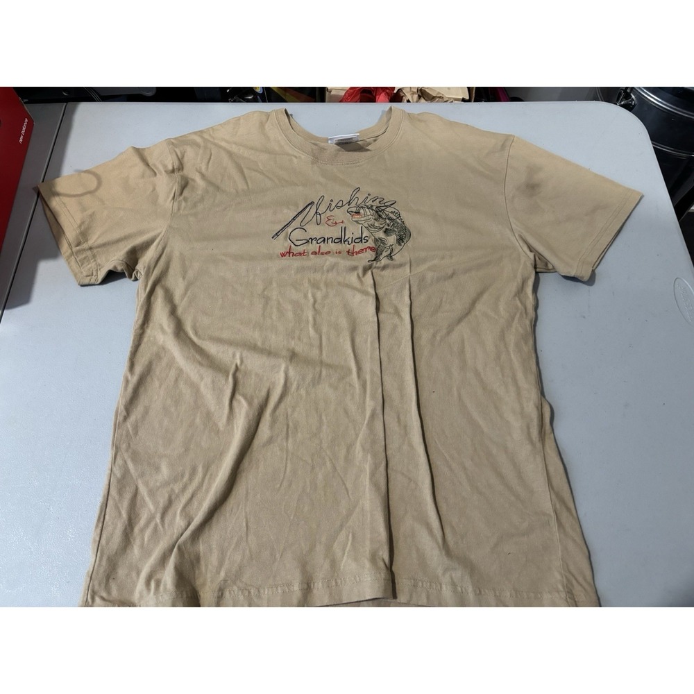 McSport XL Tan Embroidered Fishing And Grandkids T Shirt
